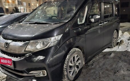 Honda Stepwgn IV, 2016 год, 1 999 000 рублей, 12 фотография