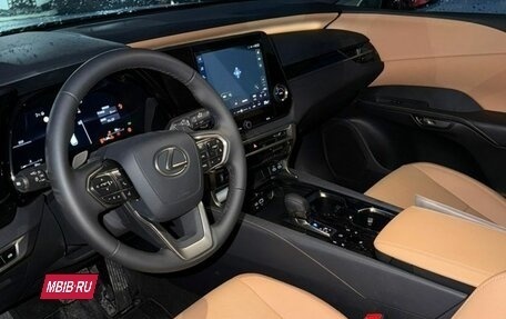 Lexus RX IV рестайлинг, 2025 год, 7 590 000 рублей, 4 фотография