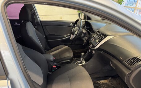 Hyundai Solaris II рестайлинг, 2012 год, 750 000 рублей, 9 фотография