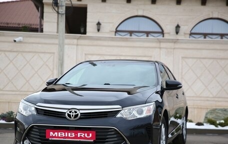 Toyota Camry, 2017 год, 2 200 000 рублей, 4 фотография
