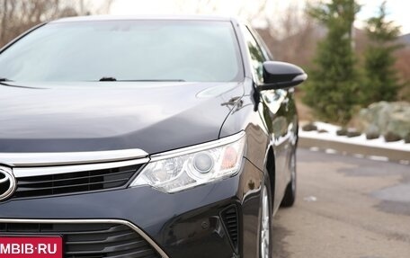 Toyota Camry, 2017 год, 2 200 000 рублей, 2 фотография