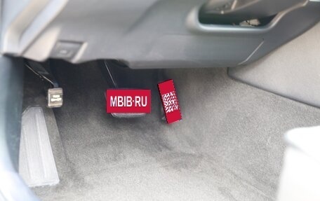 Toyota Camry, 2017 год, 2 200 000 рублей, 20 фотография