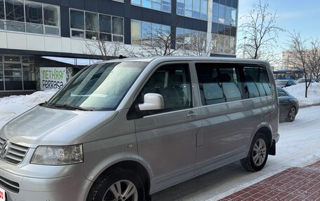 Volkswagen Caravelle T5, 2008 год, 1 500 000 рублей, 3 фотография