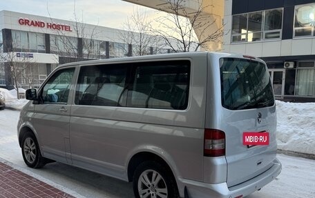 Volkswagen Caravelle T5, 2008 год, 1 500 000 рублей, 4 фотография