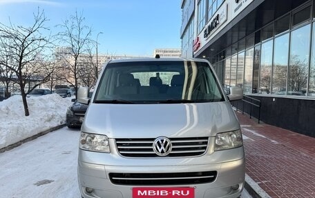 Volkswagen Caravelle T5, 2008 год, 1 500 000 рублей, 2 фотография