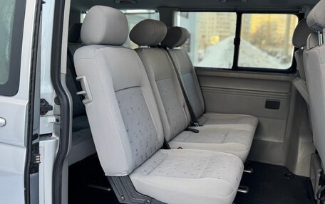 Volkswagen Caravelle T5, 2008 год, 1 500 000 рублей, 16 фотография