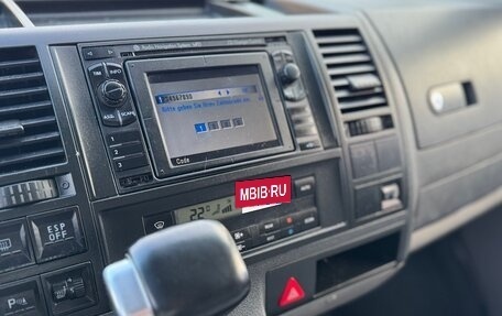 Volkswagen Caravelle T5, 2008 год, 1 500 000 рублей, 13 фотография