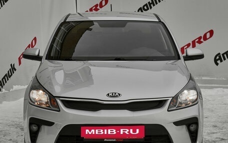 KIA Rio IV, 2018 год, 1 330 000 рублей, 2 фотография
