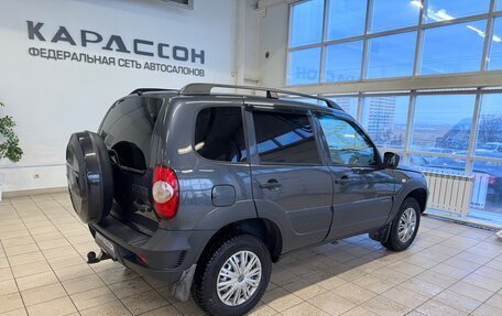 Chevrolet Niva I рестайлинг, 2020 год, 960 000 рублей, 2 фотография