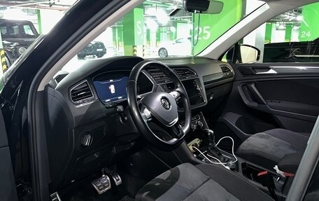 Volkswagen Tiguan II, 2018 год, 3 500 000 рублей, 18 фотография