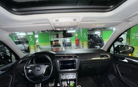 Volkswagen Tiguan II, 2018 год, 3 500 000 рублей, 20 фотография