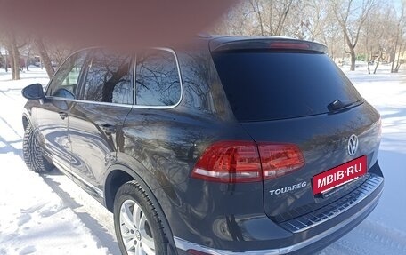 Volkswagen Touareg III, 2016 год, 3 250 000 рублей, 2 фотография