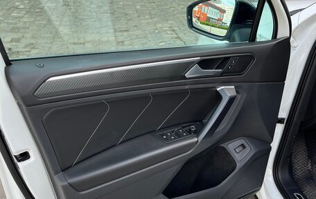 Volkswagen Tiguan II, 2021 год, 4 700 000 рублей, 9 фотография