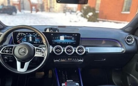 Mercedes-Benz GLB, 2022 год, 2 450 000 рублей, 4 фотография