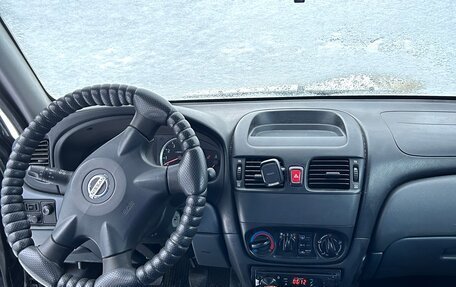 Nissan Almera, 2005 год, 240 000 рублей, 25 фотография