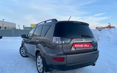 Mitsubishi Outlander III рестайлинг 3, 2011 год, 1 250 000 рублей, 4 фотография