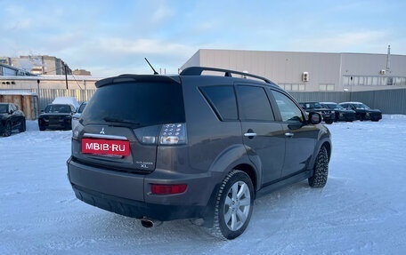 Mitsubishi Outlander III рестайлинг 3, 2011 год, 1 250 000 рублей, 3 фотография