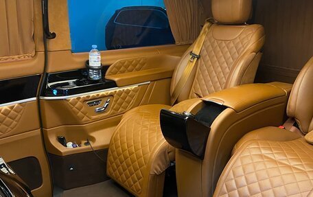 Mercedes-Benz V-Класс, 2018 год, 25 000 000 рублей, 9 фотография