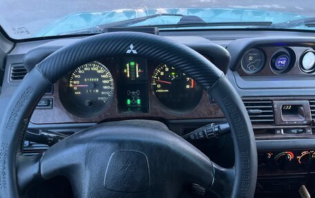 Mitsubishi Pajero III рестайлинг, 1997 год, 600 000 рублей, 10 фотография