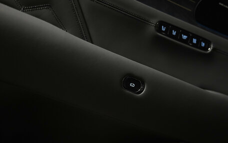 Genesis G90, 2024 год, 18 800 000 рублей, 14 фотография