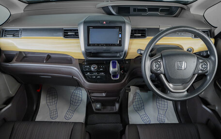 Honda Freed II, 2018 год, 1 669 000 рублей, 13 фотография