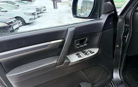 Mitsubishi Pajero IV, 2014 год, 2 215 000 рублей, 16 фотография