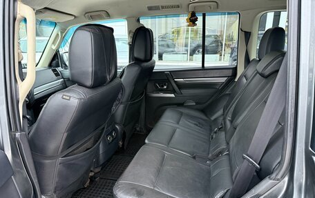 Mitsubishi Pajero IV, 2014 год, 2 215 000 рублей, 26 фотография