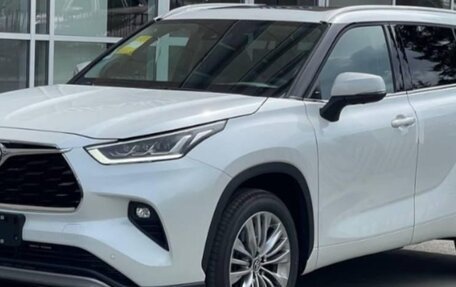 Toyota Highlander, 2025 год, 4 500 000 рублей, 1 фотография