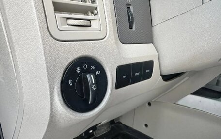 Ford Escape II, 2009 год, 780 000 рублей, 20 фотография