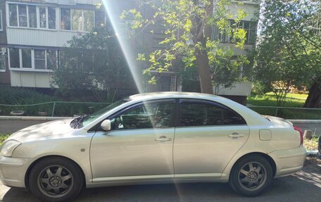 Toyota Avensis III рестайлинг, 2004 год, 730 000 рублей, 8 фотография