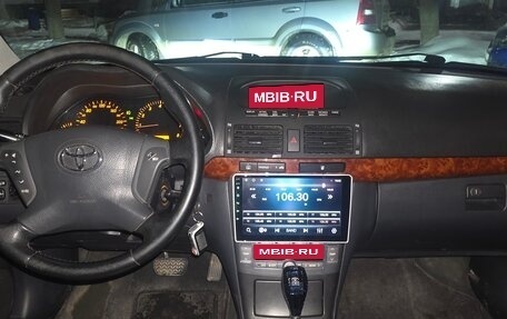 Toyota Avensis III рестайлинг, 2004 год, 730 000 рублей, 2 фотография