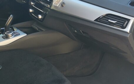 BMW 5 серия, 2019 год, 4 000 000 рублей, 11 фотография