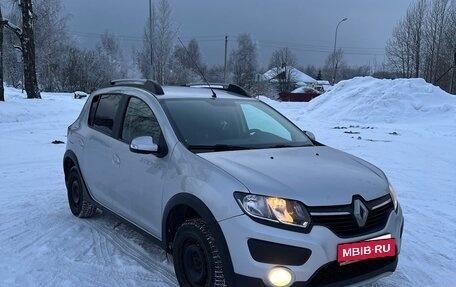 Renault Sandero II рестайлинг, 2015 год, 880 000 рублей, 3 фотография