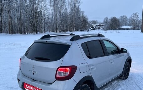 Renault Sandero II рестайлинг, 2015 год, 880 000 рублей, 4 фотография