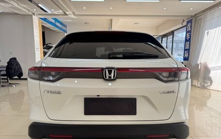 Honda Vezel, 2023 год, 2 810 000 рублей, 5 фотография