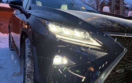 Lexus RX IV рестайлинг, 2017 год, 4 300 000 рублей, 3 фотография