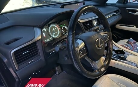 Lexus RX IV рестайлинг, 2017 год, 4 300 000 рублей, 13 фотография