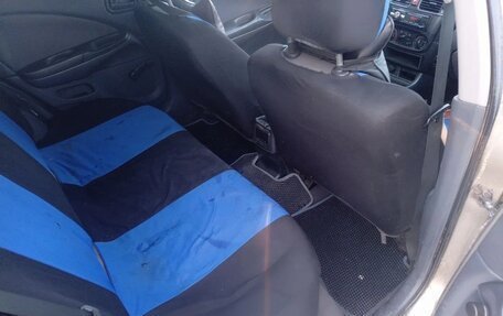 Nissan Almera, 2004 год, 199 999 рублей, 10 фотография