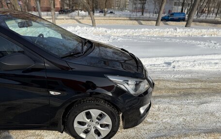 Hyundai Solaris II рестайлинг, 2014 год, 1 050 000 рублей, 15 фотография