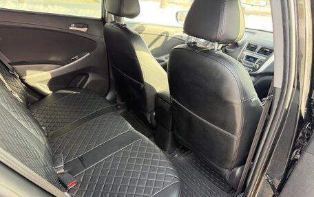 Hyundai Solaris II рестайлинг, 2014 год, 1 050 000 рублей, 23 фотография