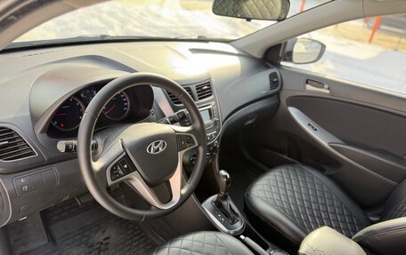 Hyundai Solaris II рестайлинг, 2014 год, 1 050 000 рублей, 19 фотография