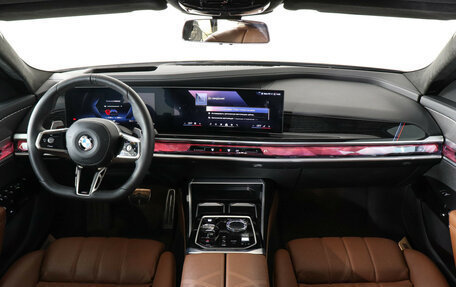 BMW 7 серия, 2024 год, 15 970 000 рублей, 10 фотография