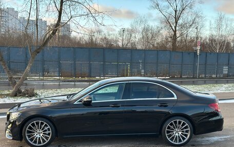 Mercedes-Benz E-Класс, 2018 год, 3 450 000 рублей, 4 фотография