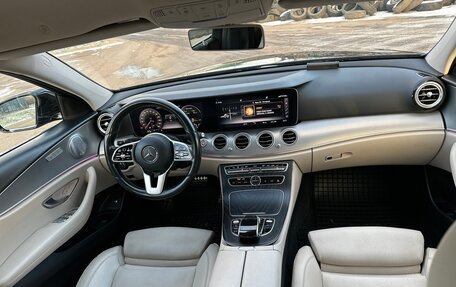 Mercedes-Benz E-Класс, 2018 год, 3 450 000 рублей, 6 фотография