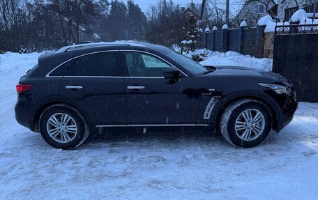 Infiniti FX II, 2013 год, 2 100 000 рублей, 2 фотография