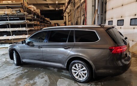 Volkswagen Passat B8 рестайлинг, 2018 год, 1 600 000 рублей, 12 фотография