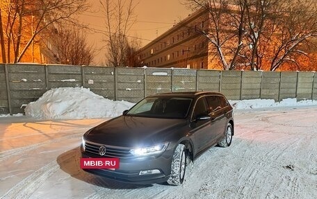 Volkswagen Passat B8 рестайлинг, 2018 год, 1 600 000 рублей, 4 фотография