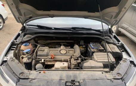 Volkswagen Jetta VI, 2011 год, 850 000 рублей, 3 фотография