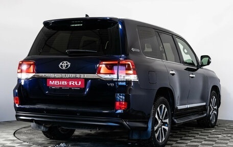 Toyota Land Cruiser 200, 2018 год, 6 199 000 рублей, 5 фотография