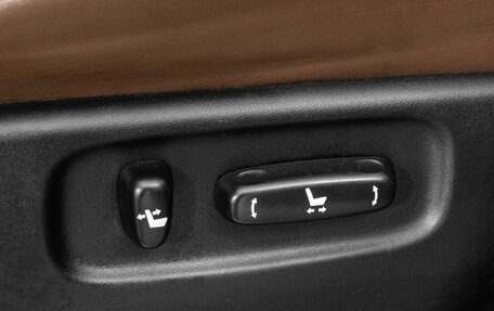 Toyota Land Cruiser 200, 2018 год, 6 199 000 рублей, 32 фотография